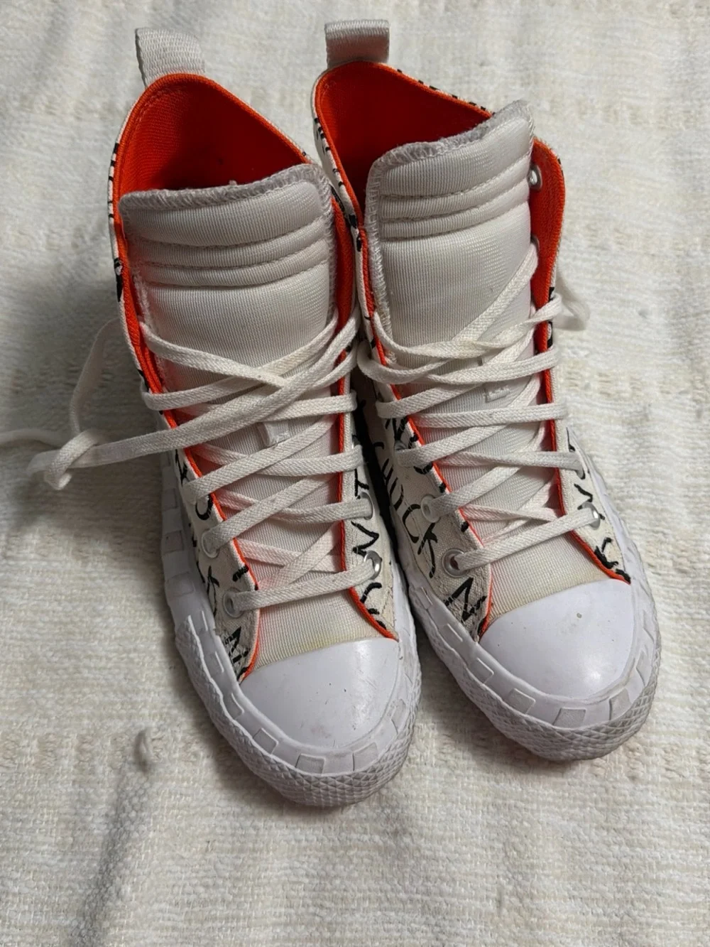 Converse high top
